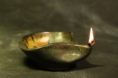 Olive hot sale oil lamp